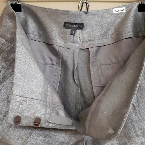 VINCE CAMUTO Oasis Metalllic Linen Mini Shorts in Grey Silver Vapor - Picture 8 of 9
